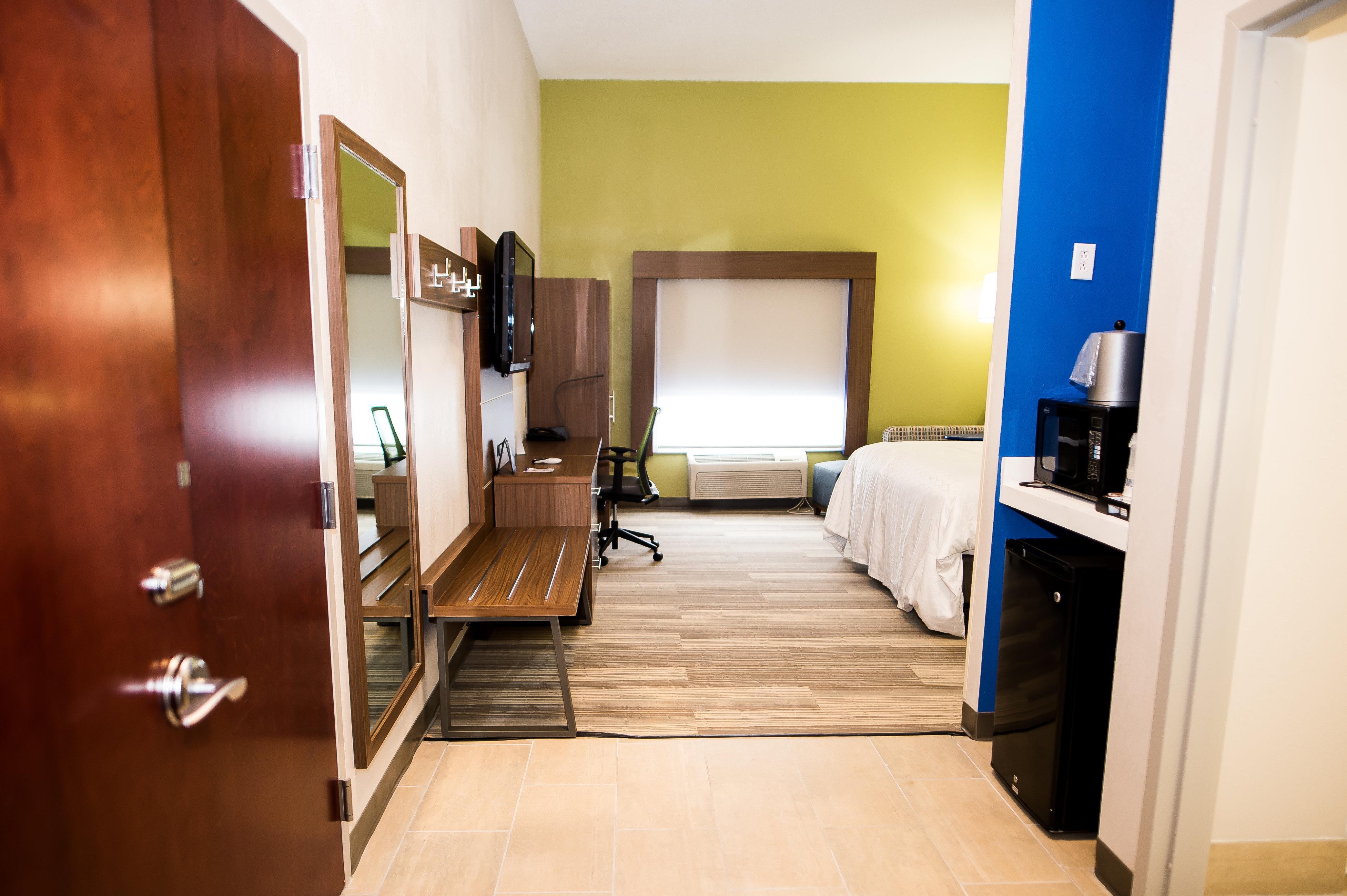Holiday Inn Express & Suites Statesville Eksteriør billede
