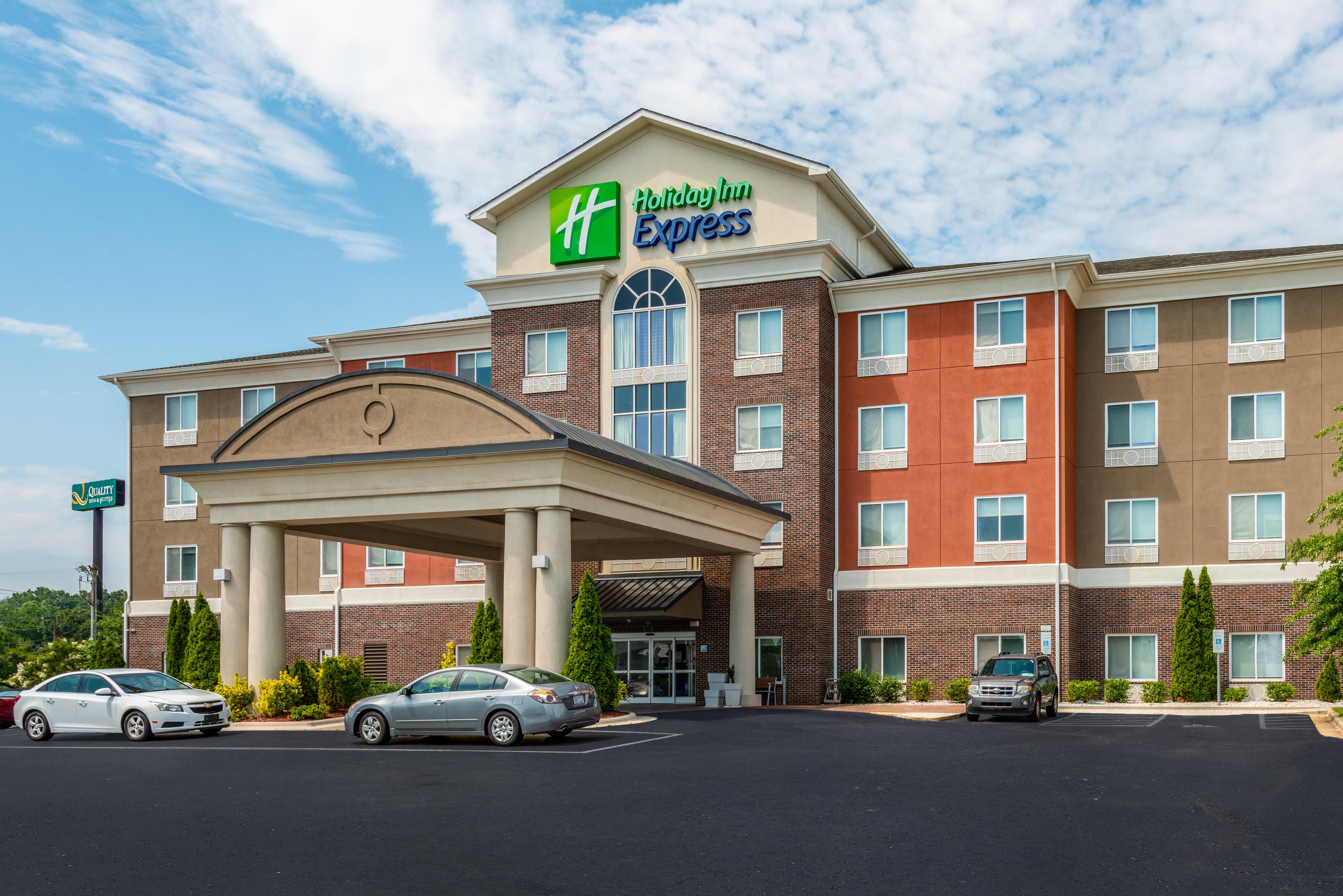 Holiday Inn Express & Suites Statesville Eksteriør billede