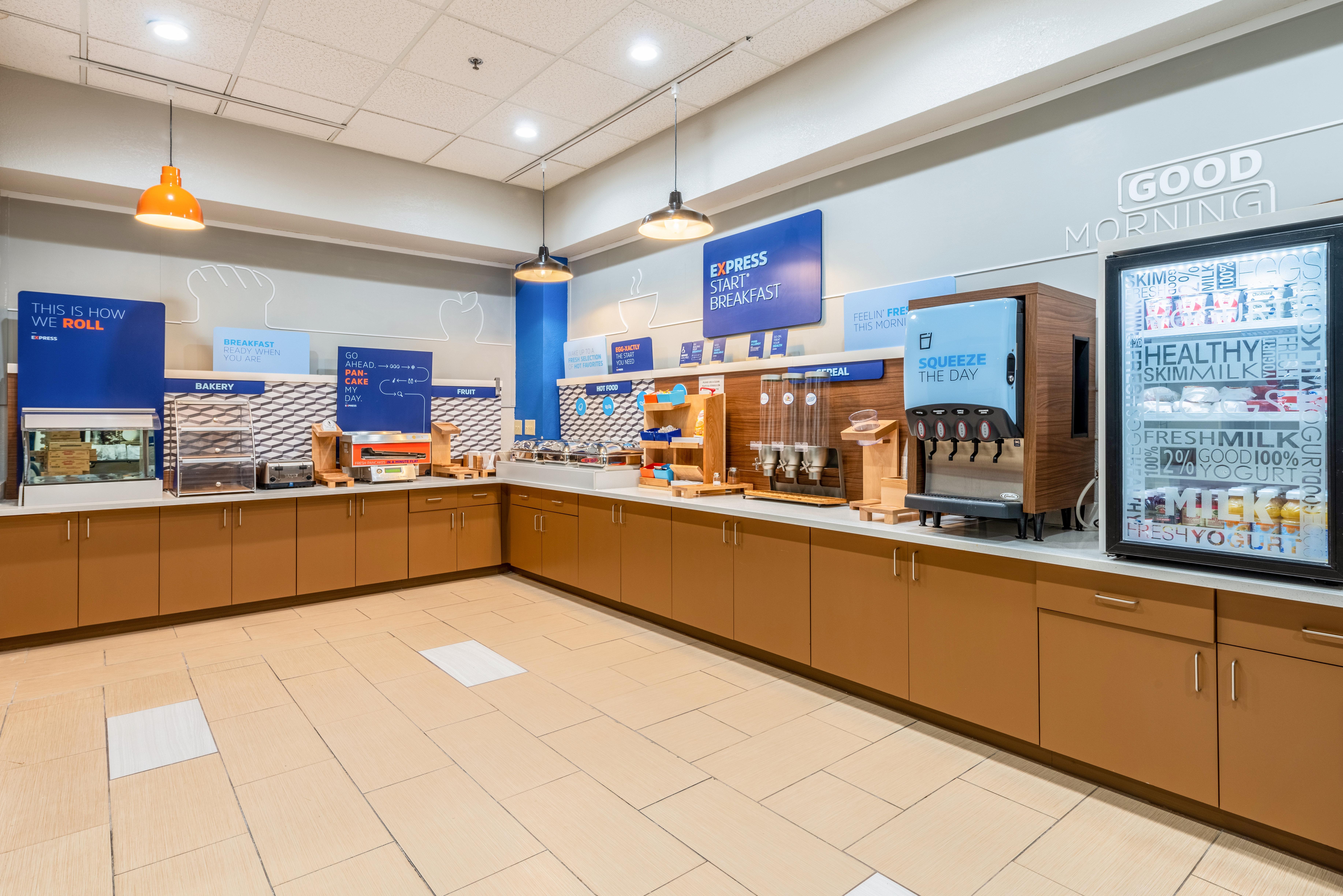 Holiday Inn Express & Suites Statesville Eksteriør billede