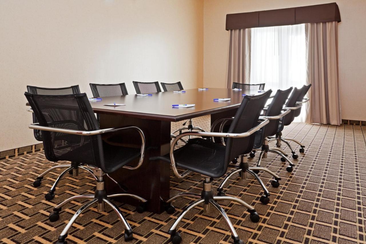 Holiday Inn Express & Suites Statesville Eksteriør billede
