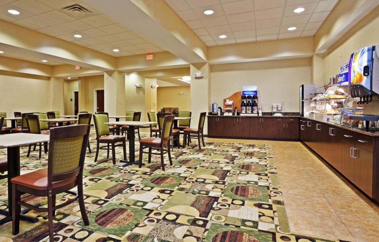 Holiday Inn Express & Suites Statesville Eksteriør billede